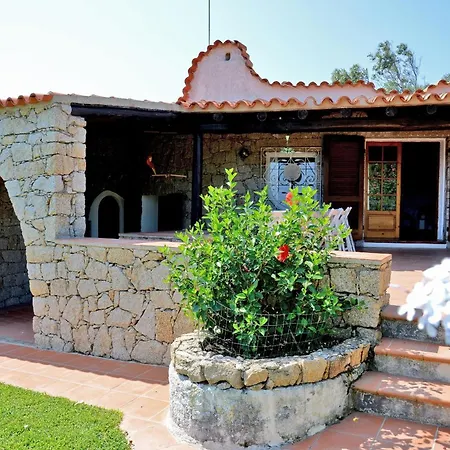 Ibiscus Villa *